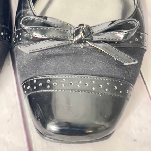 Jessica Lindon Women’s Black Patent Leather Kitten Heel - Picture 3 of 15